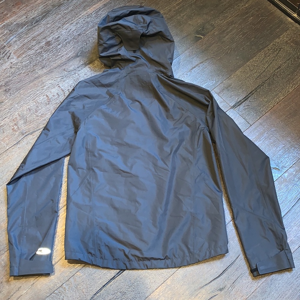 NWOT. Mens Champion Waterproof Windbreaker. Black. Size small. - Picture 2 of 6